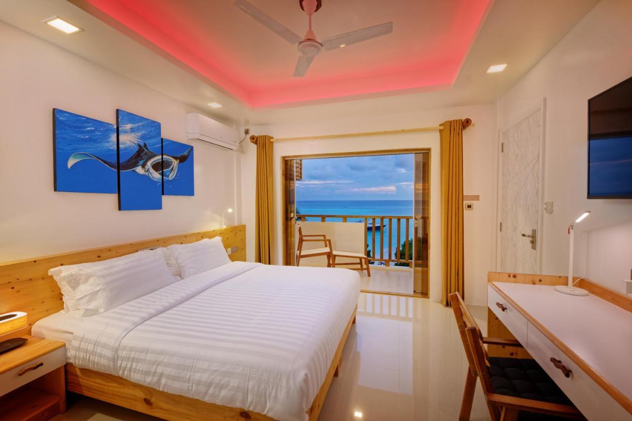 Luau Beach Inn, Maldives Фулиду Екстериор снимка