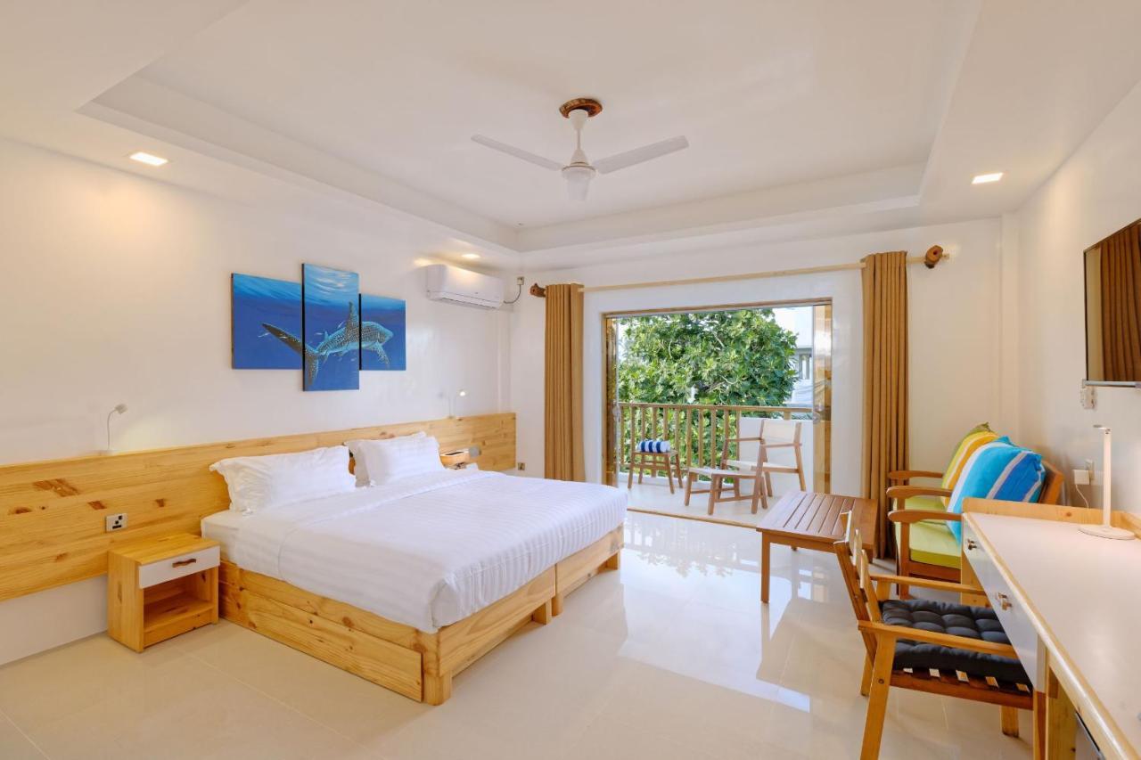 Luau Beach Inn, Maldives Фулиду Екстериор снимка